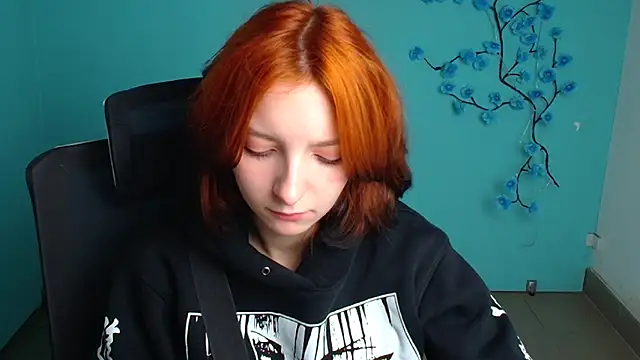 Butterfly Milly online show from 05-13-26, 11:28