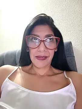 SamanthaRosse01  online show from 04-23-26, 01:45