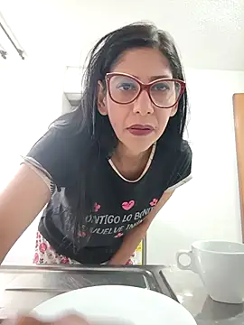 SamanthaRosse01  online show from 04-19-26, 05:47