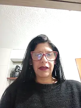 SamanthaRosse01  online show from 04-04-26, 07:53