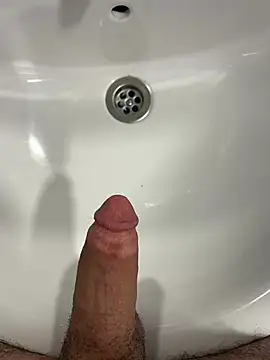 Snapshot of amineux chatting on 04-02-26, 02:46 amineux online show from 04-02-26, 02:46