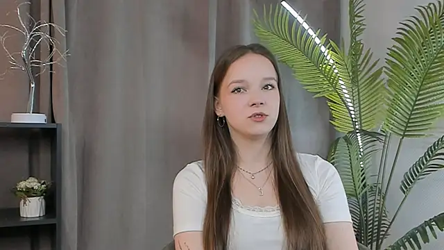 KiraGbur online show from 03-26-26, 08:12