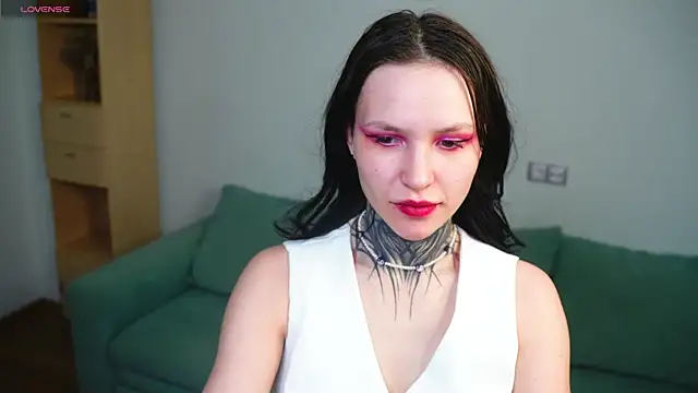 Snapshot of BertaStrevel chatting on 03-26-26, 06:55 BertaStrevel online show from 03-26-26, 06:55