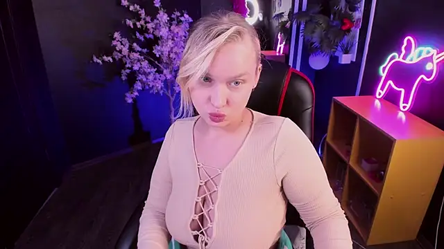 Snapshot of angelic_coy chatting on 05-26-26, 10:35 angelic coy online show from 05-26-26, 10:35