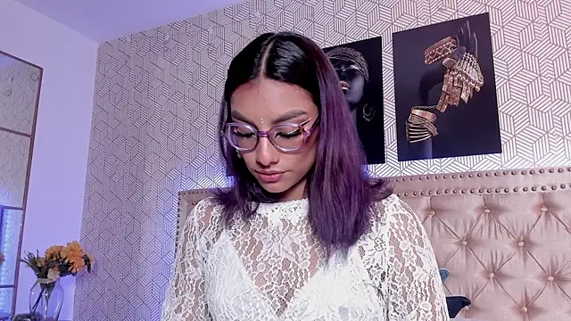 ValeAlvarez  online show from 04-10-26, 03:52