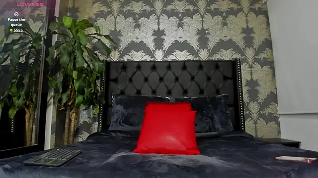 Pamela di angelo online show from 04-17-26, 09:39