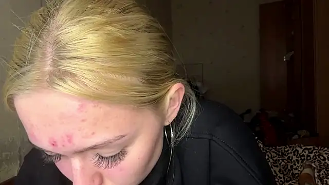 Sophia Blonde online show from 04-28-26, 03:38