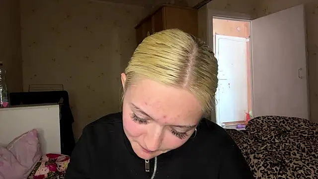 Sophia Blonde online show from 05-04-26, 03:59