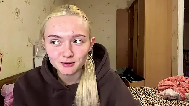 Sophia Blonde online show from 04-10-26, 03:19