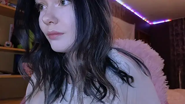 baby onface online show from 06-15-26, 06:29