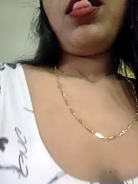 Snapshot of khushi_ji00 chatting on 07-20-26, 02:52 khushi ji00 online show from 07-20-26, 02:52