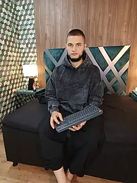 Joaho Fernandez online show from 07-02-26, 03:23
