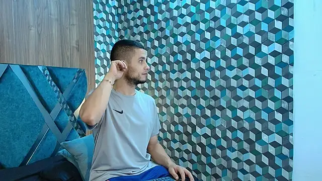 Joaho Fernandez online show from 07-18-26, 09:45