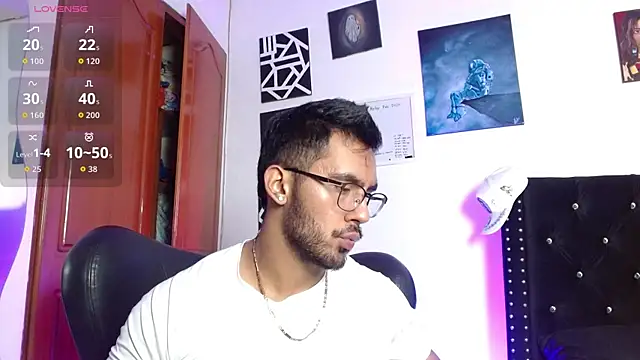 romanpearce  online show from 05-26-26, 01:58