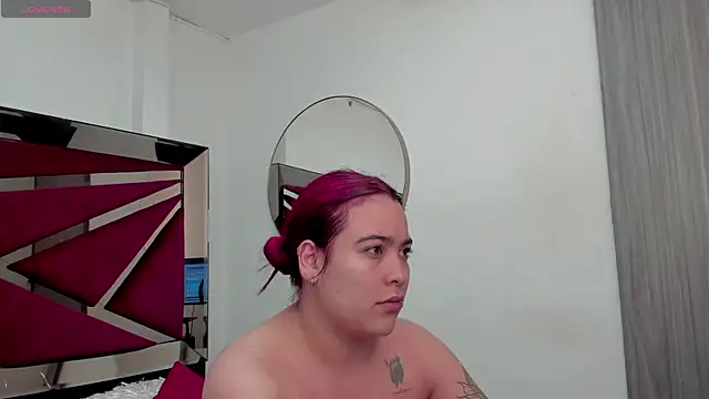 AfroditaVega  online show from 06-09-26, 07:48