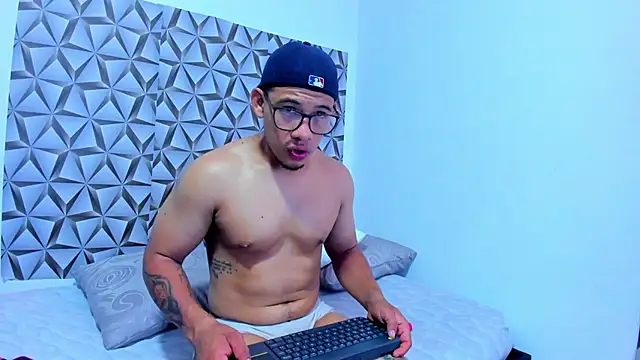 Benjamin lich online show from 04-02-26, 03:08
