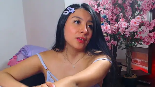 Snapshot of mila_gomez_ chatting on 06-16-26, 11:49 mila gomez online show from 06-16-26, 11:49
