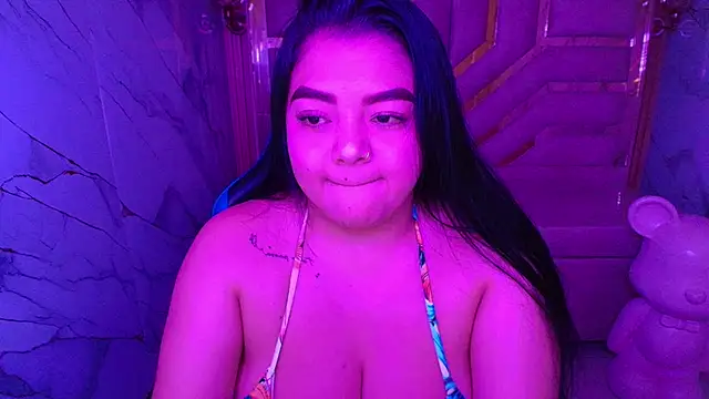 luna  r  online show from 04-23-26, 03:24