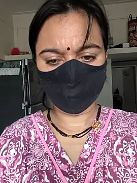 HeartlessGirl online show from 06-02-26, 04:01