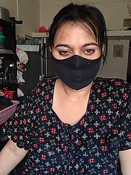 HeartlessGirl online show from 05-17-26, 05:18
