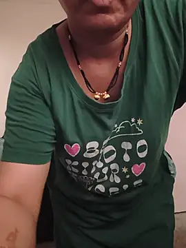HeartlessGirl online show from 06-04-26, 06:18
