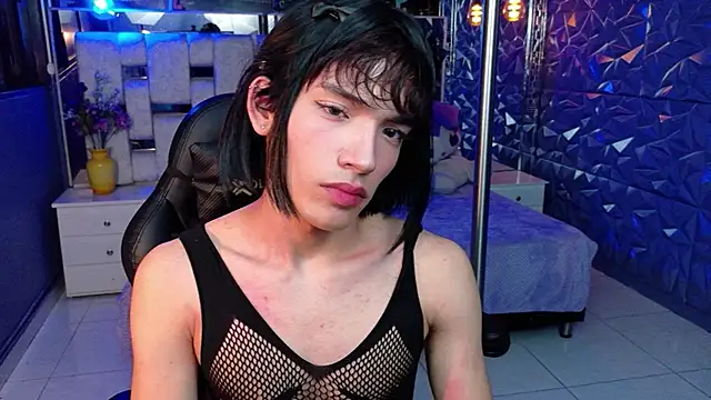 IsaacNovaa online show from 05-15-26, 09:51