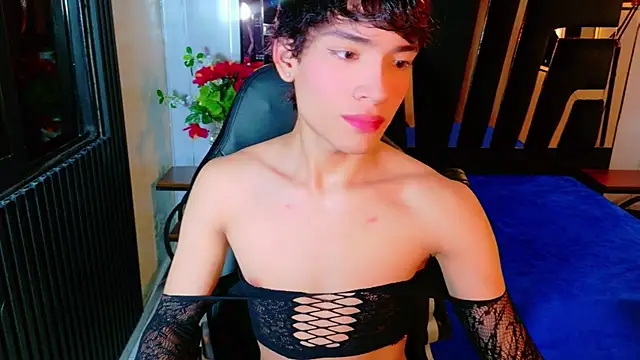 IsaacNovaa online show from 04-26-26, 01:30