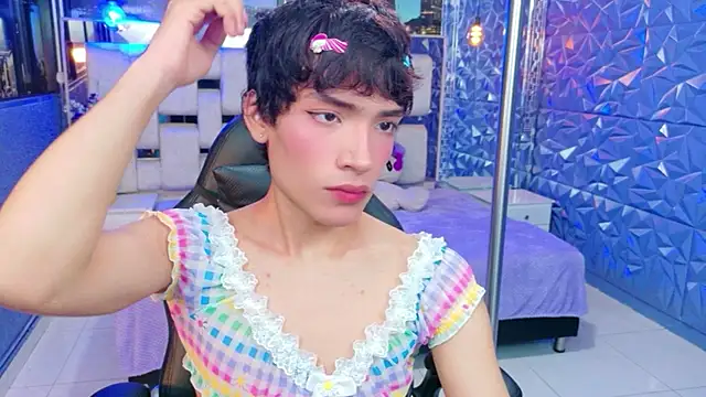 IsaacNovaa online show from 04-25-26, 12:30