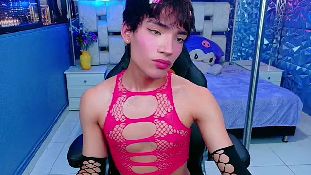 IsaacNovaa online show from 04-23-26, 07:37