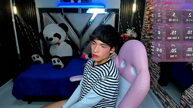 IsaacNovaa online show from 03-26-26, 12:58