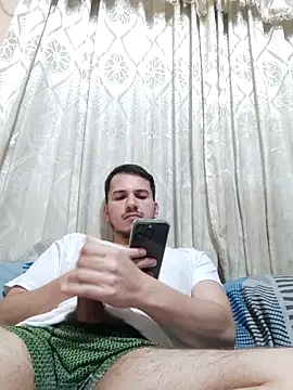 Snapshot of Switzerland32 chatting on 04-06-26, 09:43 Switzerland32 online show from 04-06-26, 09:43