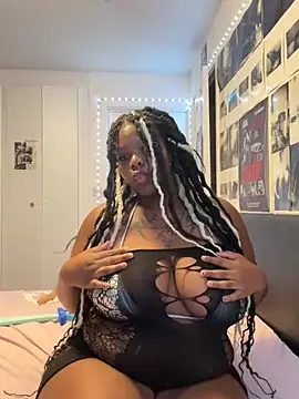 Nyla xox online show from 06-05-26, 08:47