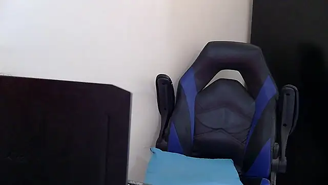 Darkkras online show from 05-19-26, 02:02