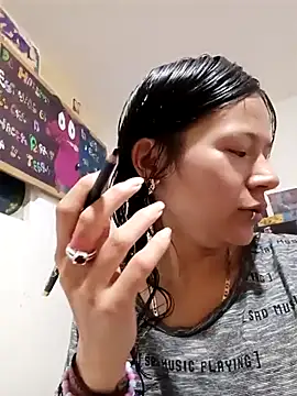 Ninffa sweet21 online show from 04-08-26, 09:49