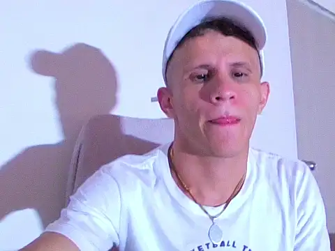 alejandro stone12 online show from 05-06-26, 01:53