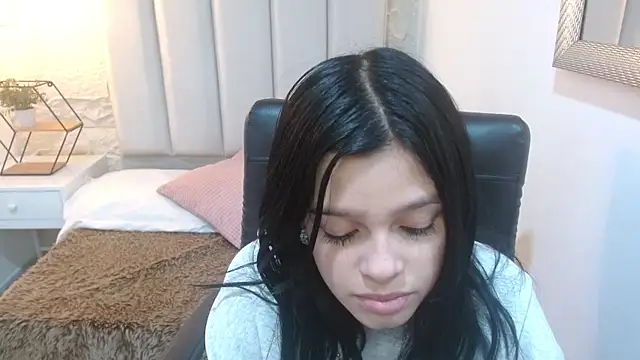 mia velvetk online show from 04-14-26, 03:00
