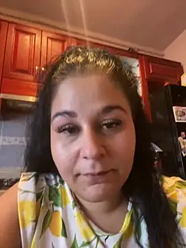 Snapshot of Szandra26 chatting on 07-16-26, 03:31 Szandra26 online show from 07-16-26, 03:31