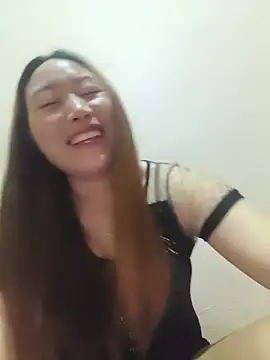 Snapshot of he-se-kin chatting on 06-08-26, 02:23 he-se-kin online show from 06-08-26, 02:23