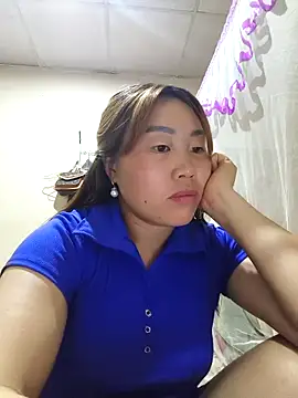 Snapshot of he-se-kin chatting on 04-08-26, 12:17 he-se-kin online show from 04-08-26, 12:17