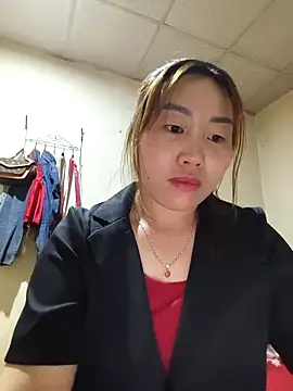 Snapshot of he-se-kin chatting on 03-29-26, 11:45 he-se-kin online show from 03-29-26, 11:45