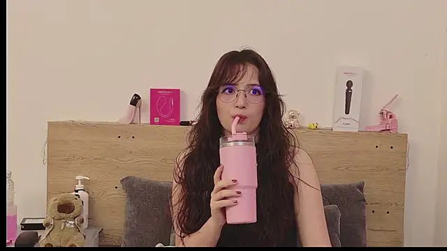 Sweet Alice S online show from 06-03-26, 11:44