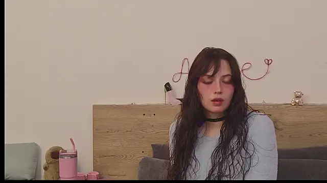 Sweet Alice S online show from 05-06-26, 10:19