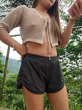 xinhxinh-cute online show from 05-23-26, 11:26