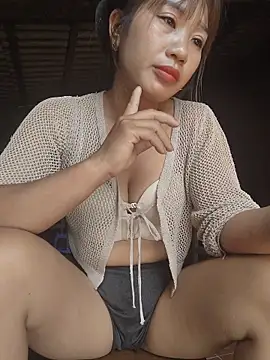 xinhxinh-cute online show from 05-16-26, 01:48