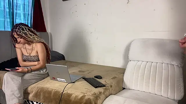 perceo and saddie online show from 05-24-26, 08:09