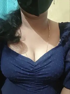 Latha lovely online show from 06-17-26, 02:55