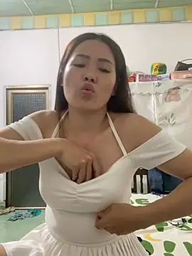 Snapshot of Lisa-07 chatting on 05-17-26, 02:50 Lisa-07 online show from 05-17-26, 02:50