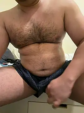 usemehowyoulike96 online show from 04-15-26, 07:58