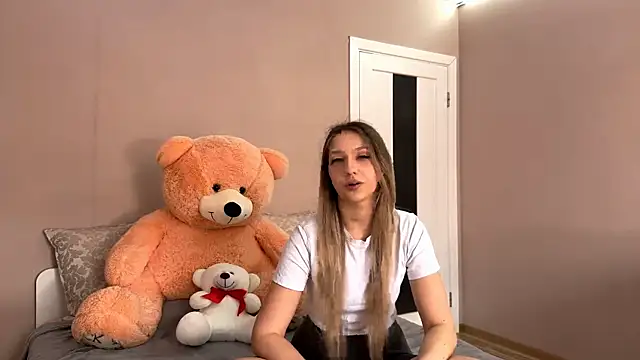 SondraLongest online show from 03-26-26, 12:47