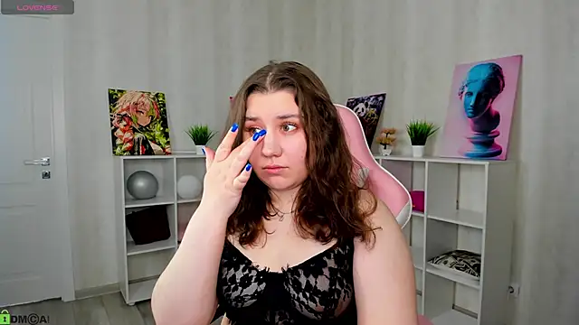Maya Raay online show from 04-07-26, 01:07
